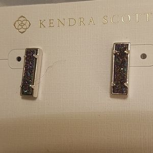 Kendra Scott lady 979 rhd new with tag on card